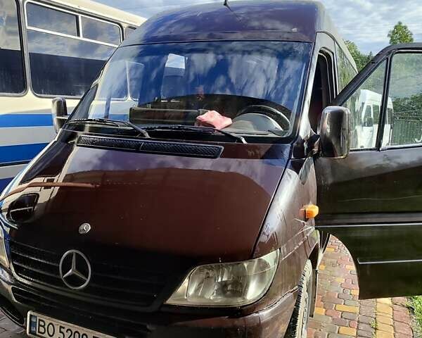 Коричневий Мерседес Sprinter, об'ємом двигуна 2.15 л та пробігом 700 тис. км за 8800 $, фото 4 на Automoto.ua