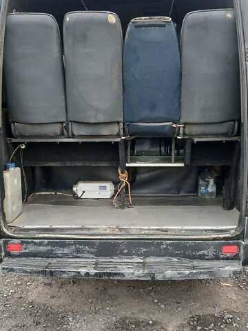 Коричневий Мерседес Sprinter, об'ємом двигуна 2.2 л та пробігом 650 тис. км за 6500 $, фото 9 на Automoto.ua