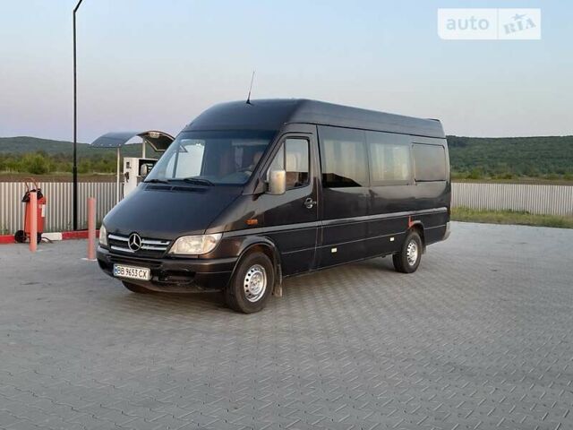 Коричневый Мерседес Sprinter, объемом двигателя 2.69 л и пробегом 300 тыс. км за 6950 $, фото 1 на Automoto.ua