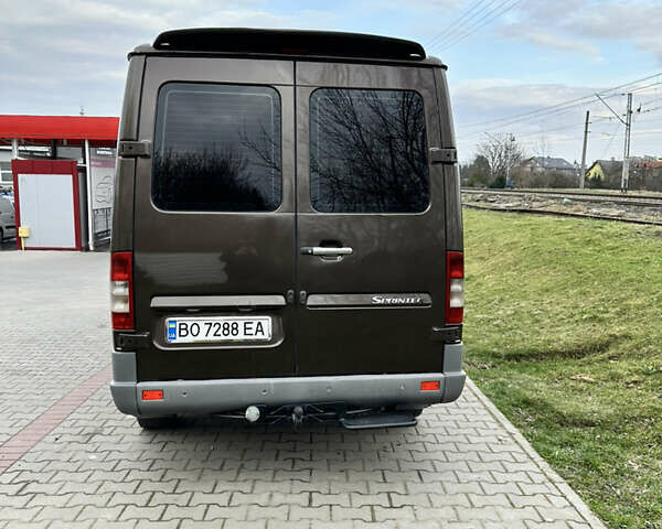 Коричневый Мерседес Sprinter, объемом двигателя 0 л и пробегом 441 тыс. км за 9999 $, фото 4 на Automoto.ua