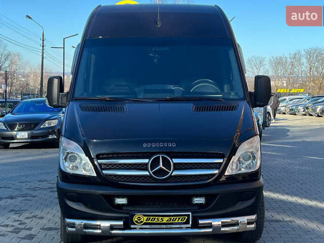 Коричневий Мерседес Sprinter, об'ємом двигуна 2.15 л та пробігом 390 тис. км за 16500 $, фото 1 на Automoto.ua