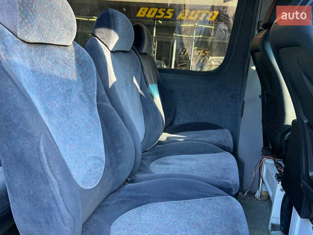 Коричневый Мерседес Sprinter, объемом двигателя 2.15 л и пробегом 390 тыс. км за 16500 $, фото 11 на Automoto.ua