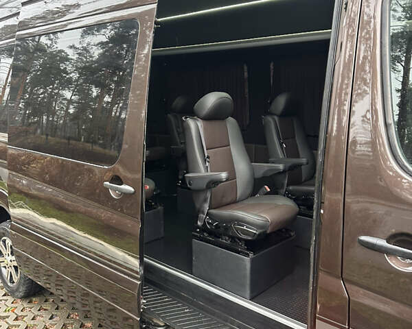 Коричневий Мерседес Sprinter, об'ємом двигуна 2.2 л та пробігом 290 тис. км за 26000 $, фото 34 на Automoto.ua