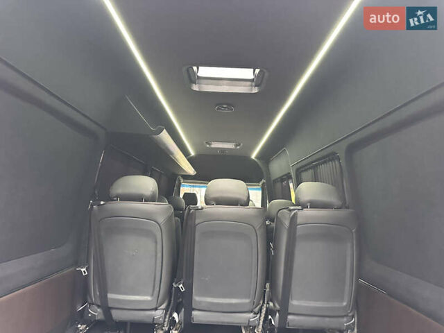 Коричневий Мерседес Sprinter, об'ємом двигуна 2.2 л та пробігом 290 тис. км за 26000 $, фото 21 на Automoto.ua
