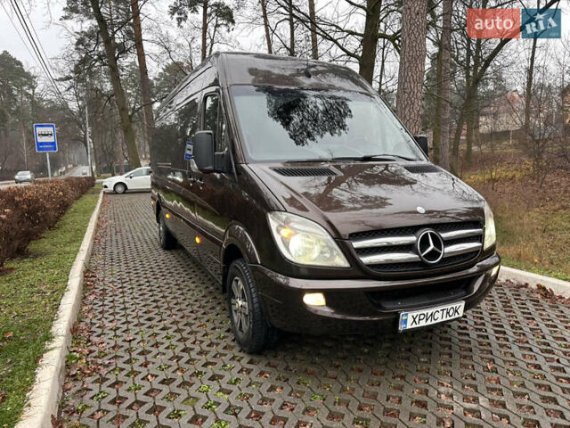 Коричневий Мерседес Sprinter, об'ємом двигуна 2.2 л та пробігом 290 тис. км за 26000 $, фото 3 на Automoto.ua