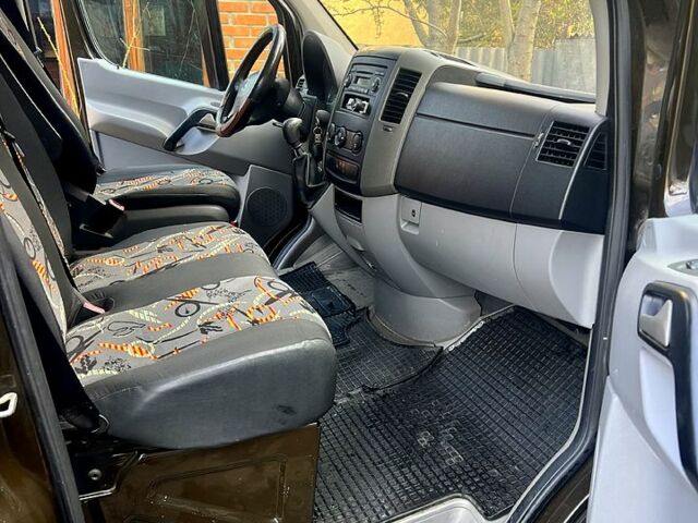 Коричневий Мерседес Sprinter, об'ємом двигуна 3 л та пробігом 190 тис. км за 28700 $, фото 8 на Automoto.ua