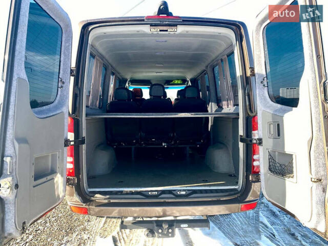 Коричневий Мерседес Sprinter, об'ємом двигуна 2.2 л та пробігом 435 тис. км за 18000 $, фото 50 на Automoto.ua