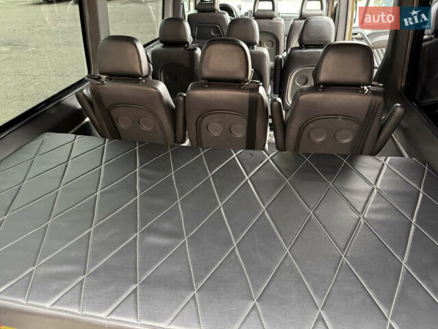 Коричневый Мерседес Sprinter, объемом двигателя 2.14 л и пробегом 385 тыс. км за 21300 $, фото 14 на Automoto.ua