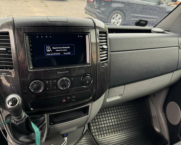 Коричневый Мерседес Sprinter, объемом двигателя 2.14 л и пробегом 385 тыс. км за 21300 $, фото 5 на Automoto.ua