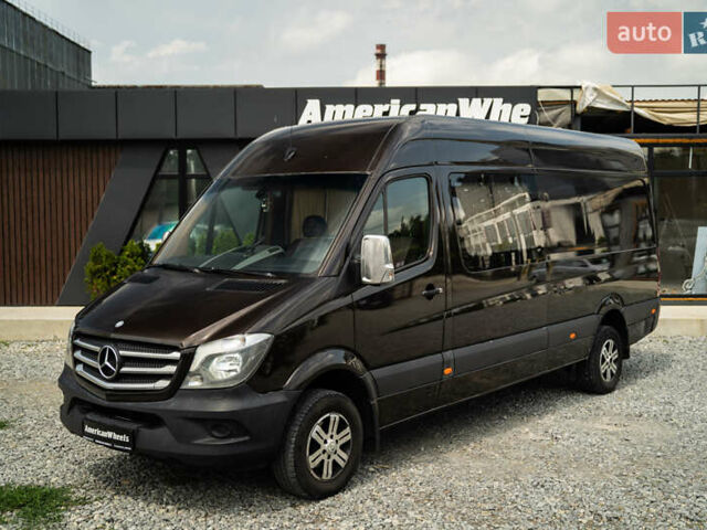 Коричневый Мерседес Sprinter, объемом двигателя 2.14 л и пробегом 485 тыс. км за 23500 $, фото 1 на Automoto.ua