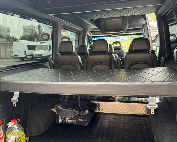 Коричневый Мерседес Sprinter, объемом двигателя 2.14 л и пробегом 385 тыс. км за 21300 $, фото 13 на Automoto.ua