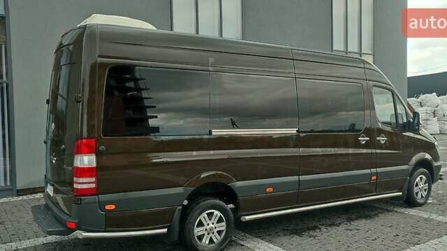 Коричневый Мерседес Sprinter, объемом двигателя 2.2 л и пробегом 355 тыс. км за 28950 $, фото 1 на Automoto.ua