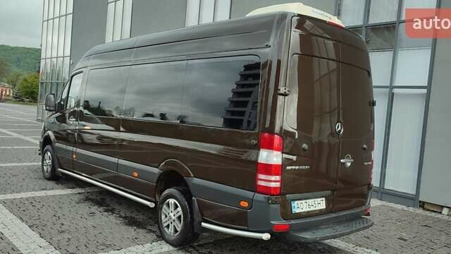 Коричневый Мерседес Sprinter, объемом двигателя 2.2 л и пробегом 355 тыс. км за 28950 $, фото 12 на Automoto.ua
