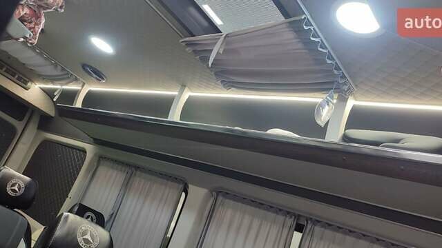 Коричневый Мерседес Sprinter, объемом двигателя 2.2 л и пробегом 355 тыс. км за 28950 $, фото 4 на Automoto.ua