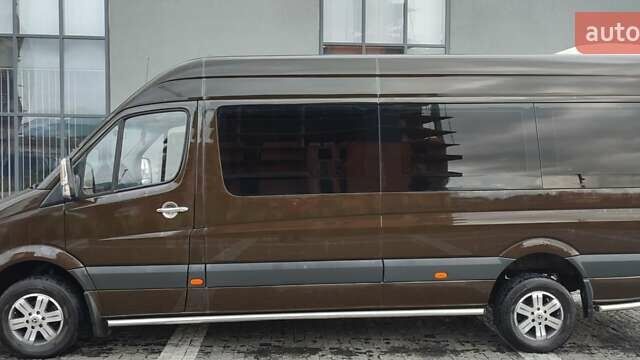 Коричневый Мерседес Sprinter, объемом двигателя 2.2 л и пробегом 355 тыс. км за 28950 $, фото 13 на Automoto.ua