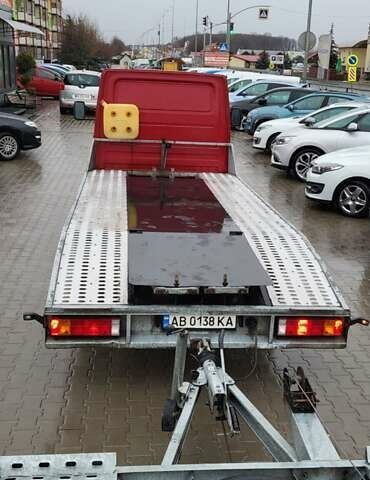 Красный Мерседес Sprinter, объемом двигателя 2.69 л и пробегом 677 тыс. км за 15900 $, фото 9 на Automoto.ua