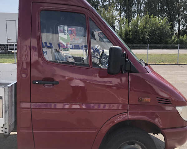 Красный Мерседес Sprinter, объемом двигателя 0 л и пробегом 210 тыс. км за 10000 $, фото 5 на Automoto.ua
