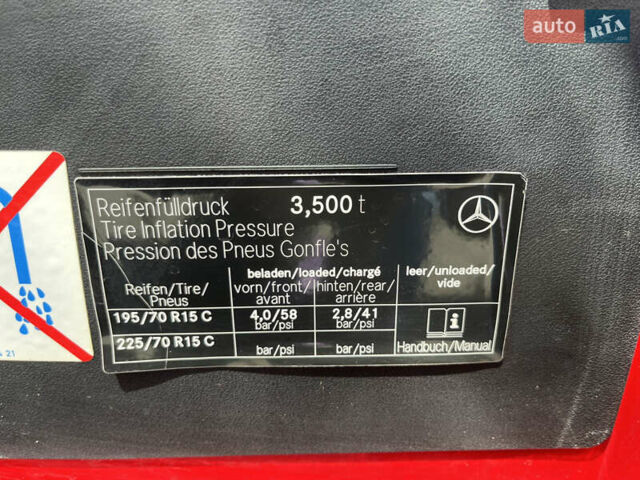 Червоний Мерседес Sprinter, об'ємом двигуна 2.69 л та пробігом 316 тис. км за 19300 $, фото 12 на Automoto.ua