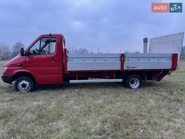Червоний Мерседес Sprinter, об'ємом двигуна 2.69 л та пробігом 317 тис. км за 19300 $, фото 3 на Automoto.ua