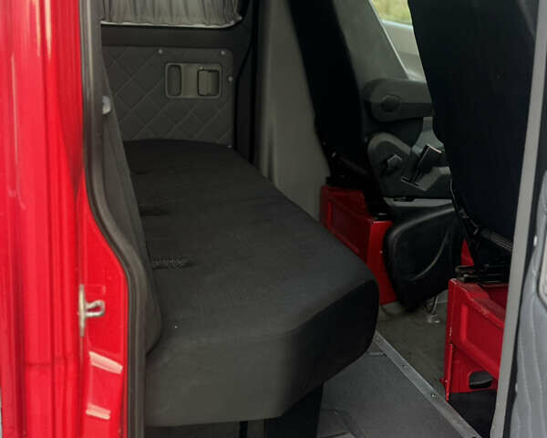 Червоний Мерседес Sprinter, об'ємом двигуна 2.2 л та пробігом 281 тис. км за 17800 $, фото 20 на Automoto.ua