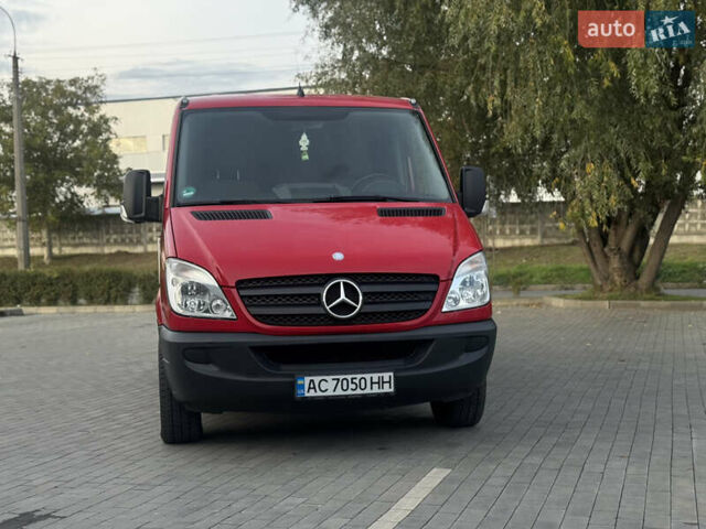 Червоний Мерседес Sprinter, об'ємом двигуна 2.2 л та пробігом 281 тис. км за 17800 $, фото 29 на Automoto.ua