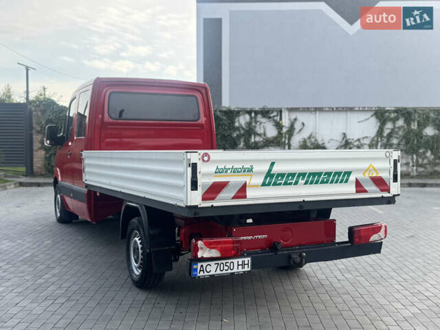 Червоний Мерседес Sprinter, об'ємом двигуна 2.2 л та пробігом 281 тис. км за 17800 $, фото 31 на Automoto.ua