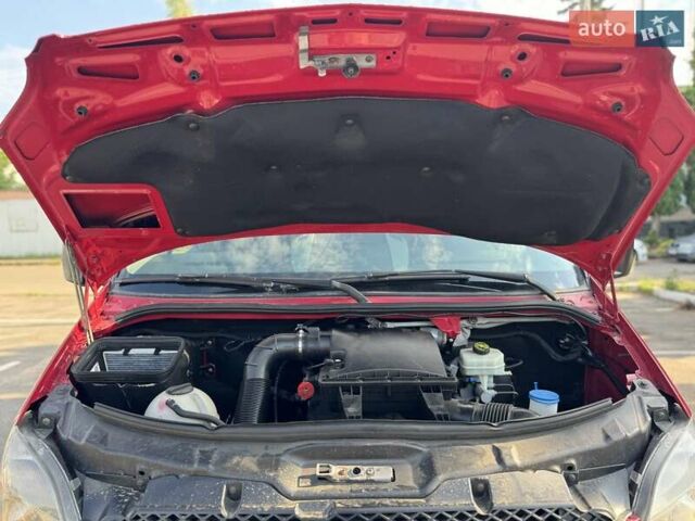 Красный Мерседес Sprinter, объемом двигателя 2.2 л и пробегом 245 тыс. км за 21900 $, фото 61 на Automoto.ua