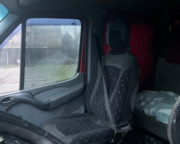 Червоний Мерседес Sprinter, об'ємом двигуна 2.15 л та пробігом 250 тис. км за 14500 $, фото 9 на Automoto.ua