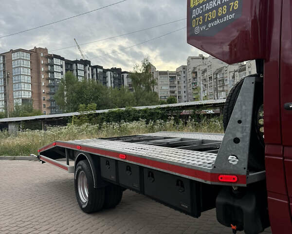 Красный Мерседес Sprinter, объемом двигателя 2.69 л и пробегом 675 тыс. км за 20000 $, фото 12 на Automoto.ua