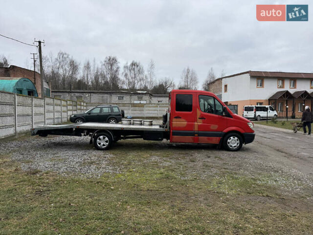 Красный Мерседес Sprinter, объемом двигателя 2.2 л и пробегом 550 тыс. км за 15000 $, фото 6 на Automoto.ua