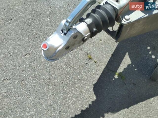 Червоний Мерседес Sprinter, об'ємом двигуна 2.14 л та пробігом 600 тис. км за 16500 $, фото 29 на Automoto.ua