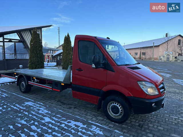 Красный Мерседес Sprinter, объемом двигателя 3 л и пробегом 700 тыс. км за 19000 $, фото 4 на Automoto.ua