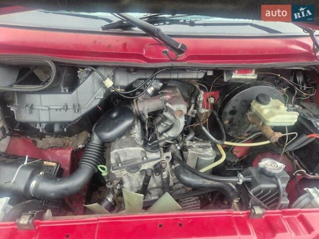 Червоний Мерседес Sprinter, об'ємом двигуна 2.3 л та пробігом 780 тис. км за 3400 $, фото 12 на Automoto.ua