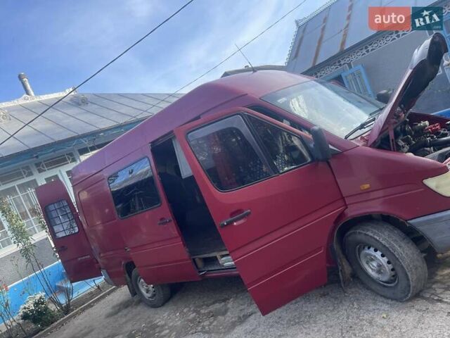Червоний Мерседес Sprinter, об'ємом двигуна 2.87 л та пробігом 520 тис. км за 7100 $, фото 1 на Automoto.ua