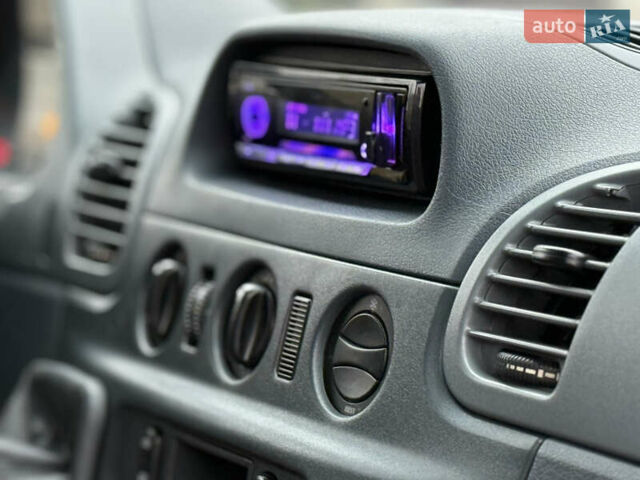 Мерседес Sprinter 2003 у Камінь-Каширський на Automoto.ua Червоний Мерседес Sprinter, об'ємом двигуна 2.2 л та пробігом 417 тис. км за 9500 $, фото 15 на Automoto.ua