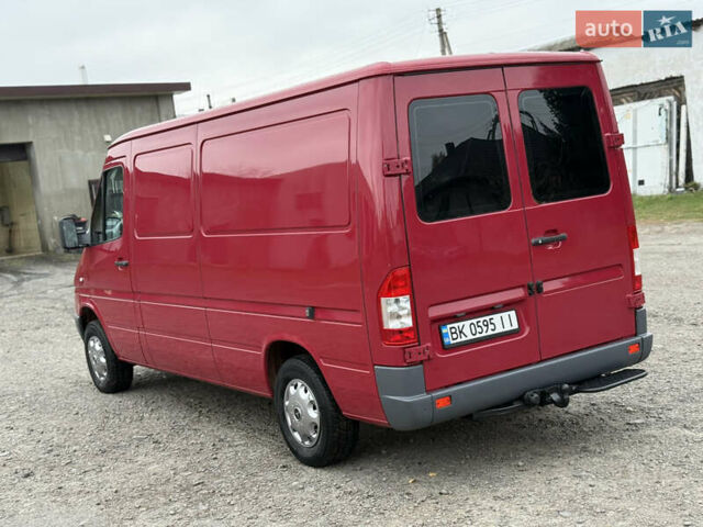 Мерседес Sprinter 2003 у Камінь-Каширський на Automoto.ua Червоний Мерседес Sprinter, об'ємом двигуна 2.2 л та пробігом 417 тис. км за 9500 $, фото 4 на Automoto.ua