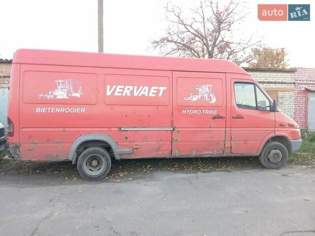 Червоний Мерседес Sprinter, об'ємом двигуна 2.2 л та пробігом 493 тис. км за 4900 $, фото 2 на Automoto.ua