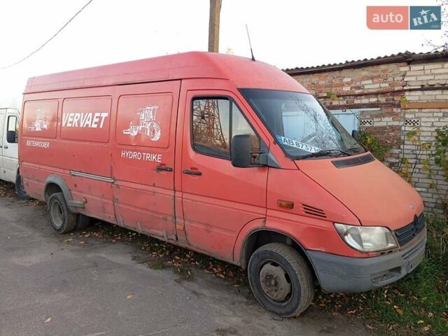 Червоний Мерседес Sprinter, об'ємом двигуна 2.2 л та пробігом 493 тис. км за 4900 $, фото 3 на Automoto.ua