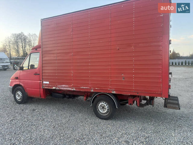 Червоний Мерседес Sprinter, об'ємом двигуна 0 л та пробігом 909 тис. км за 5500 $, фото 9 на Automoto.ua