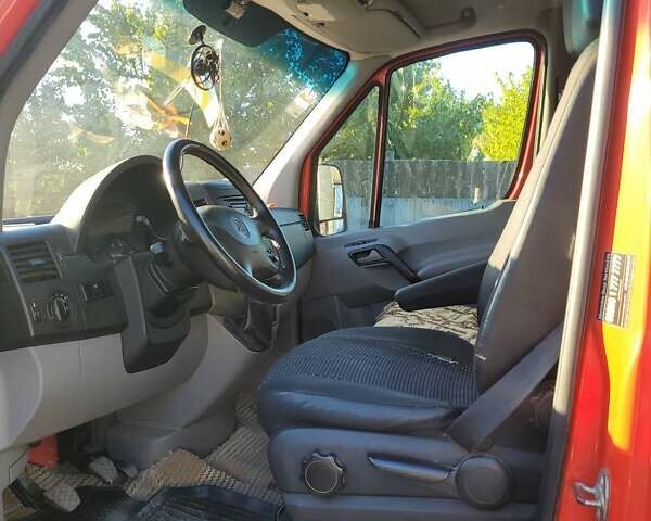 Червоний Мерседес Sprinter, об'ємом двигуна 2.15 л та пробігом 290 тис. км за 11000 $, фото 8 на Automoto.ua