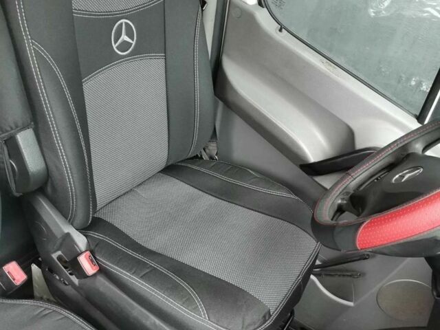 Красный Мерседес Sprinter, объемом двигателя 2.1 л и пробегом 398 тыс. км за 14500 $, фото 9 на Automoto.ua