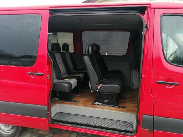 Червоний Мерседес Sprinter, об'ємом двигуна 2.1 л та пробігом 380 тис. км за 11800 $, фото 4 на Automoto.ua