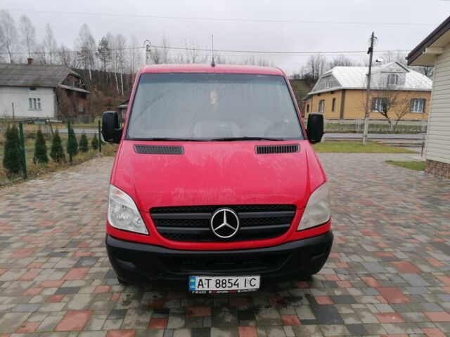 Червоний Мерседес Sprinter, об'ємом двигуна 2.1 л та пробігом 380 тис. км за 11800 $, фото 3 на Automoto.ua