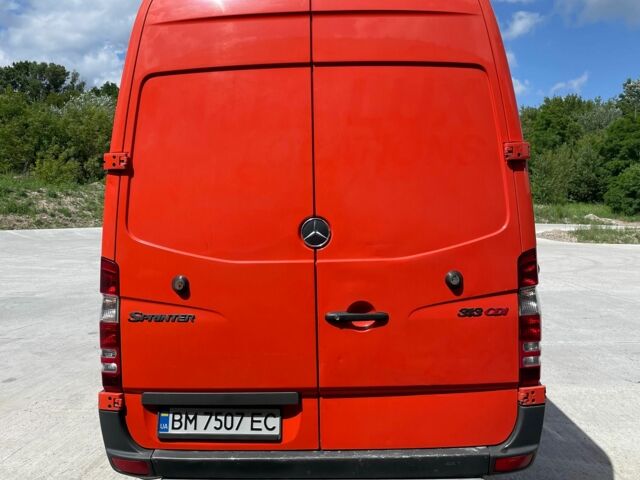 Красный Мерседес Sprinter, объемом двигателя 2.1 л и пробегом 450 тыс. км за 15000 $, фото 2 на Automoto.ua