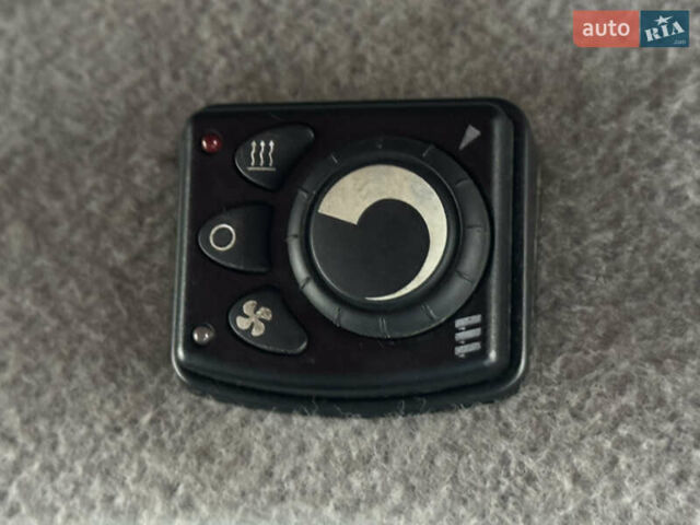 Червоний Мерседес Sprinter, об'ємом двигуна 2.2 л та пробігом 426 тис. км за 17500 $, фото 15 на Automoto.ua