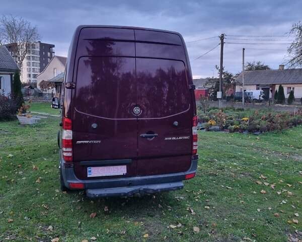Червоний Мерседес Sprinter, об'ємом двигуна 3 л та пробігом 336 тис. км за 23999 $, фото 30 на Automoto.ua