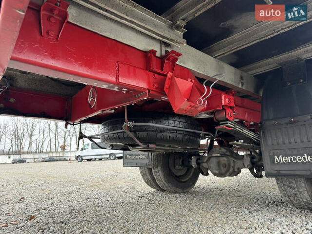 Червоний Мерседес Sprinter, об'ємом двигуна 2.2 л та пробігом 426 тис. км за 17500 $, фото 9 на Automoto.ua