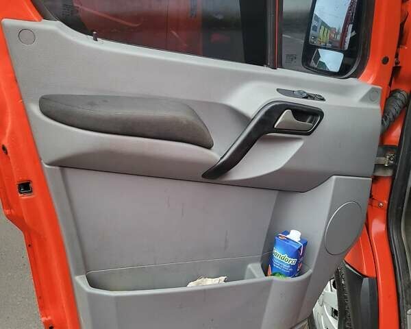 Червоний Мерседес Sprinter, об'ємом двигуна 2.2 л та пробігом 315 тис. км за 15000 $, фото 13 на Automoto.ua