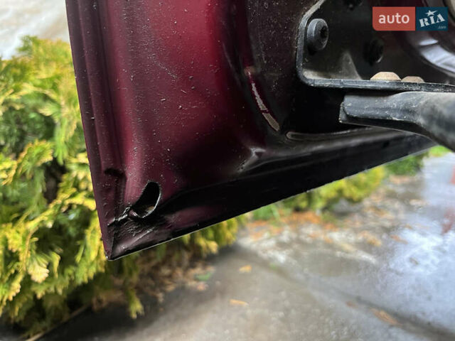 Красный Мерседес Sprinter, объемом двигателя 3.2 л и пробегом 280 тыс. км за 24000 $, фото 5 на Automoto.ua