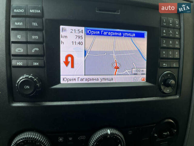 Красный Мерседес Sprinter, объемом двигателя 3.2 л и пробегом 280 тыс. км за 24000 $, фото 20 на Automoto.ua